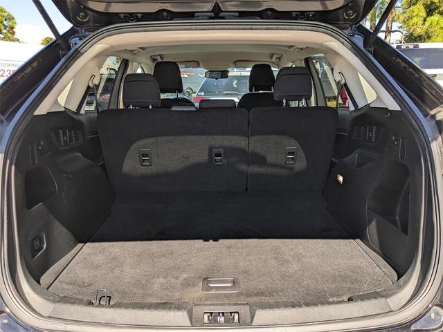 Photo of 2022 Agate Black Metallic Ford Edge