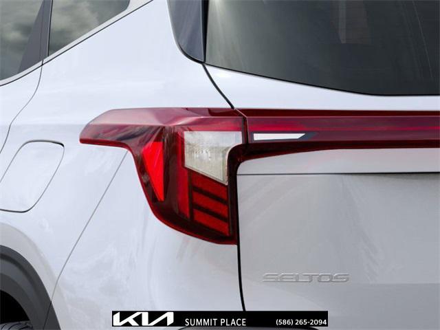 Photo of 2026 Snow White Pearl Kia Seltos