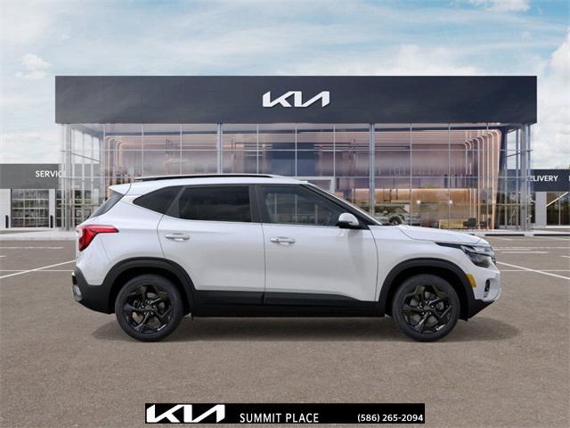 Photo of 2026 Snow White Pearl Kia Seltos