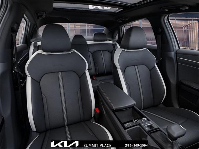 Photo of 2025 Wolf Gray Kia K5