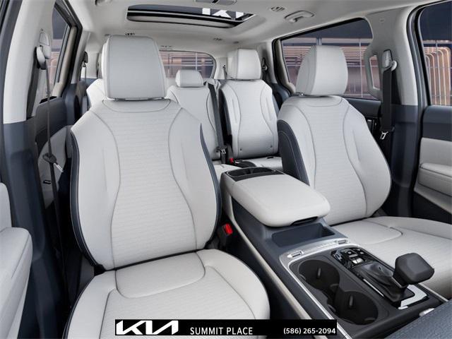 Photo of 2026 Ceramic Silver Kia Carnival