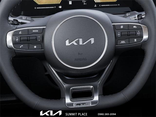 Photo of 2025 Wolf Gray Kia K5