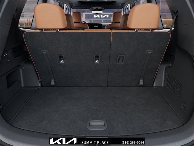 Photo of 2025 Glacial White Pearl Kia Telluride
