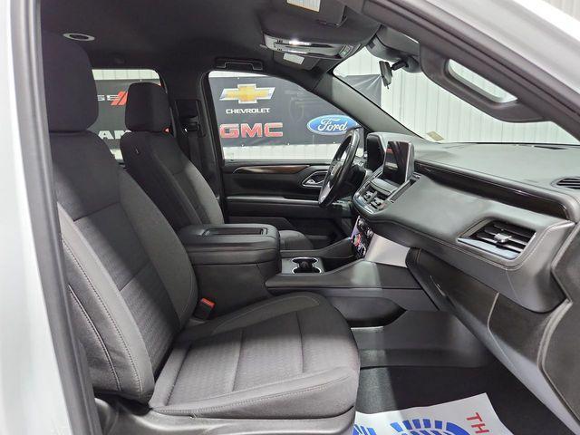 Photo of 2023 Summit White GMC Yukon