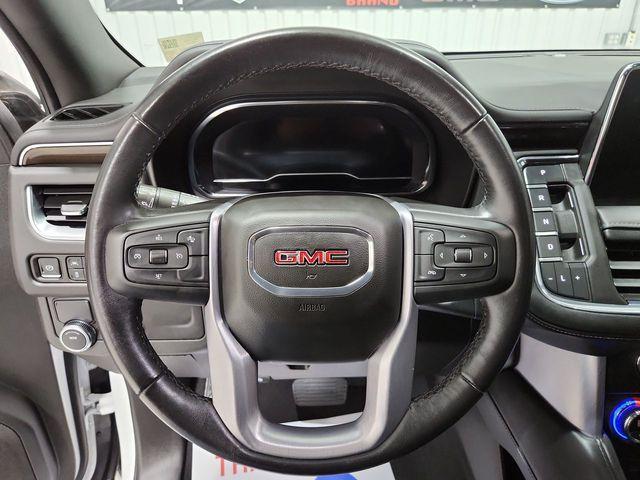 Photo of 2023 Summit White GMC Yukon
