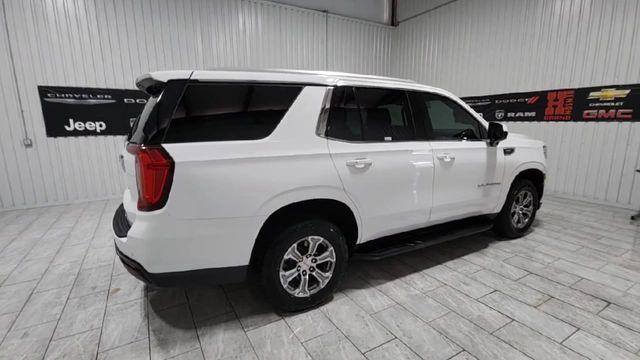 Photo of 2023 Summit White GMC Yukon