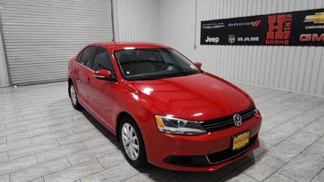 Photo of 2013 Tornado Red Volkswagen Jetta