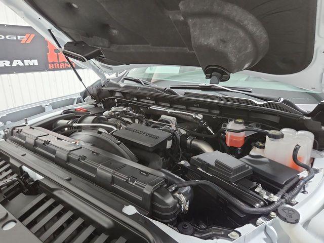 Photo of 2025 Summit White GMC Sierra 2500