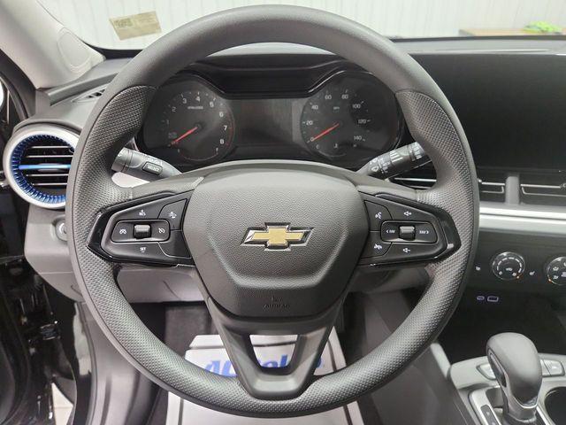 Photo of 2025 Mosaic Black Metallic Chevrolet Trax