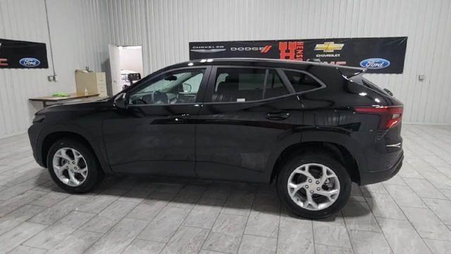 Photo of 2025 Mosaic Black Metallic Chevrolet Trax