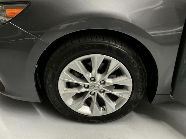 Photo of 2015  Lexus ES 300h