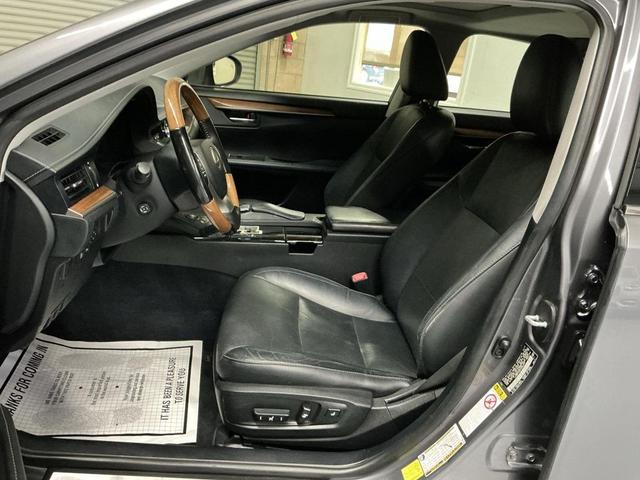 Photo of 2015  Lexus ES 300h