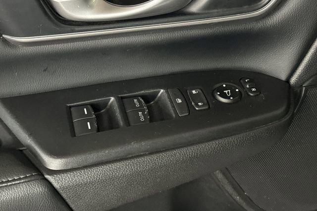 Photo of 2020 Platinum White Pearl Honda CR-V
