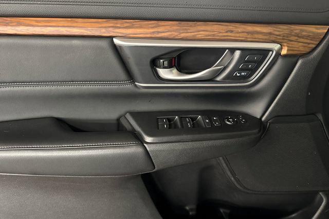 Photo of 2020 Platinum White Pearl Honda CR-V