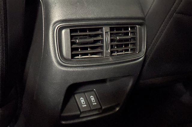 Photo of 2020 Platinum White Pearl Honda CR-V