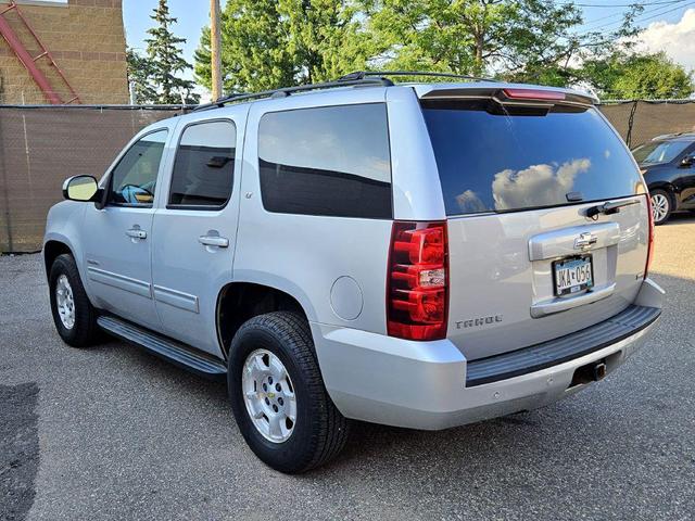 Photo of 2011 Silver Chevrolet Tahoe
