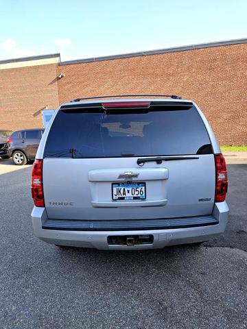 Photo of 2011 Silver Chevrolet Tahoe