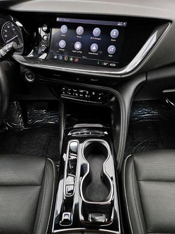 Photo of 2021 White Buick Envision
