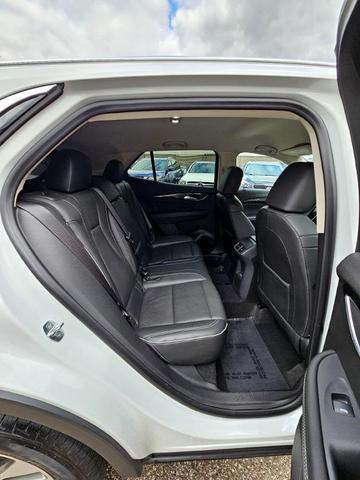 Photo of 2021 White Buick Envision