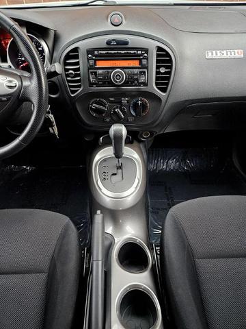Photo of 2013 Brilliant Silver Nissan Juke