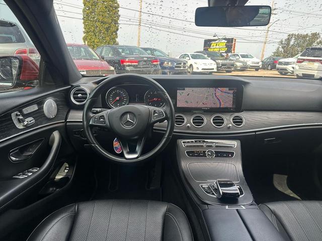 Photo of 2018 designo Cardinal Red Metallic Mercedes-Benz E-Class