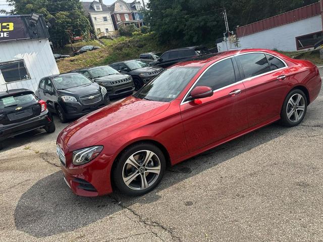 Photo of 2018 designo Cardinal Red Metallic Mercedes-Benz E-Class