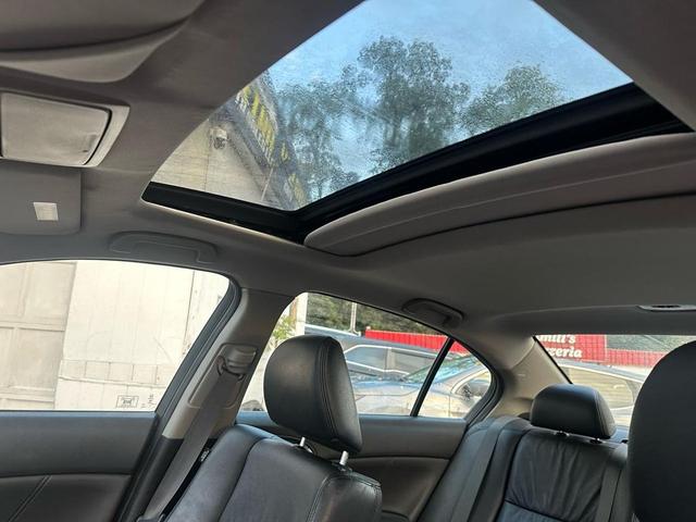 Photo of 2010 Polished Metal Metallic Honda Accord