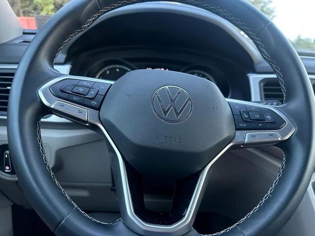 Photo of 2021 White Volkswagen Atlas