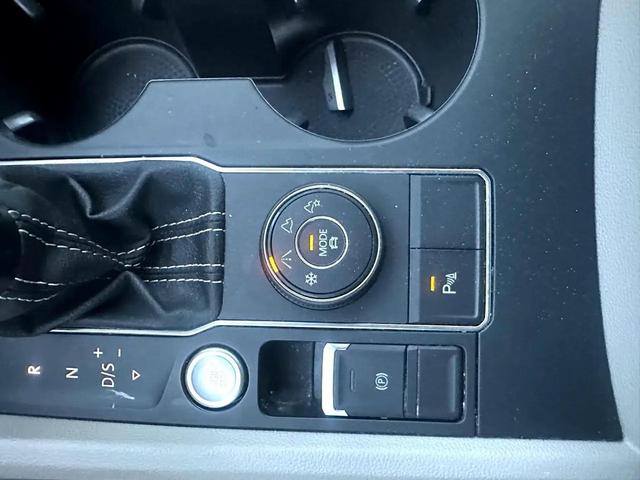 Photo of 2021 White Volkswagen Atlas