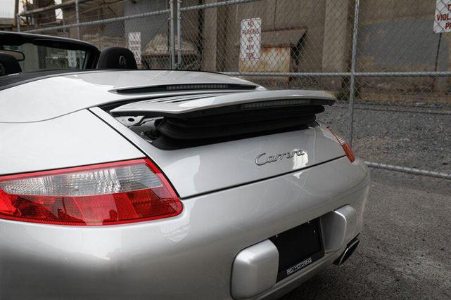 Photo of 2008 Arctic Silver Metallic Porsche 911