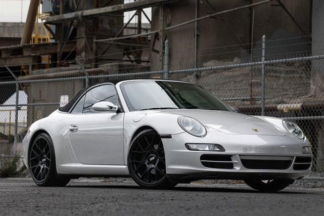 Photo of 2008 Arctic Silver Metallic Porsche 911