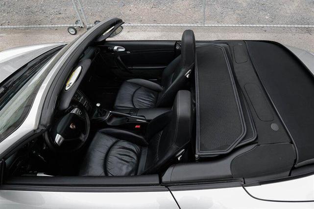 Photo of 2008 Arctic Silver Metallic Porsche 911