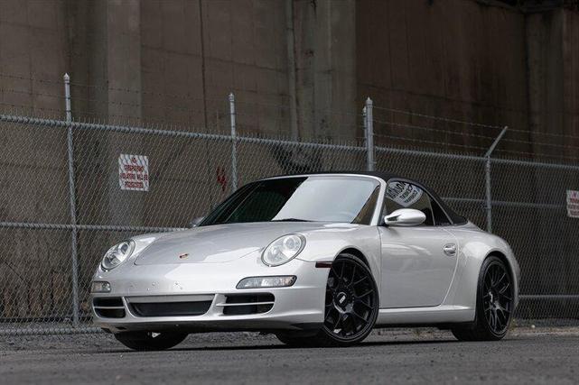 Photo of 2008 Arctic Silver Metallic Porsche 911