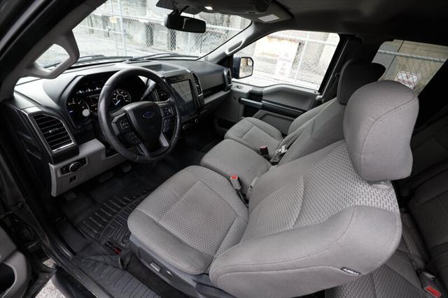 Photo of 2016 Magnetic Metallic Ford F-150