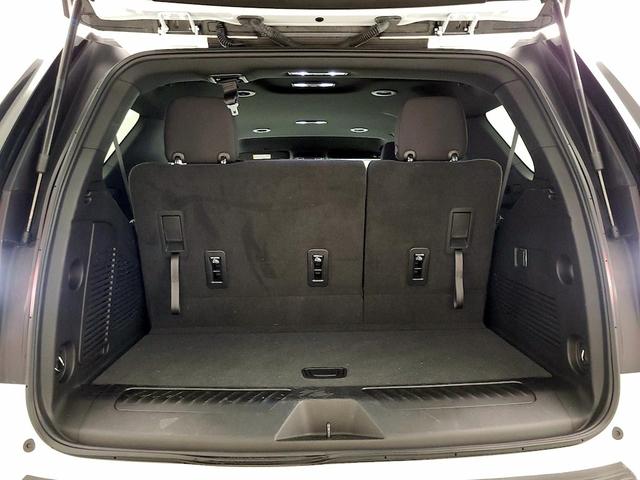 Photo of 2023 White GMC Yukon
