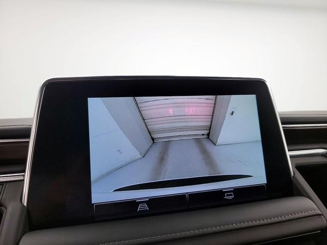 Photo of 2023 White GMC Yukon