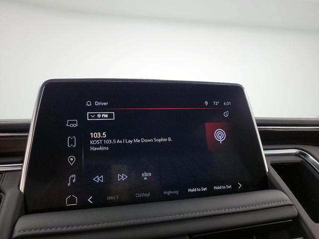 Photo of 2023 White GMC Yukon