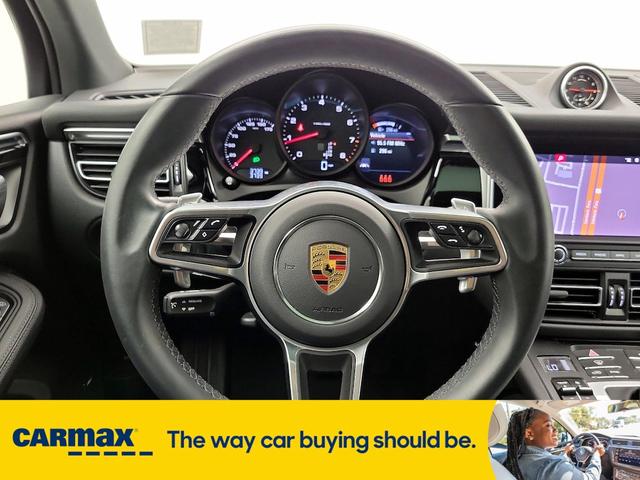 Photo of 2021 Black Porsche Macan