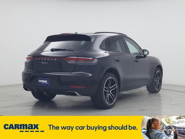 Photo of 2021 Black Porsche Macan