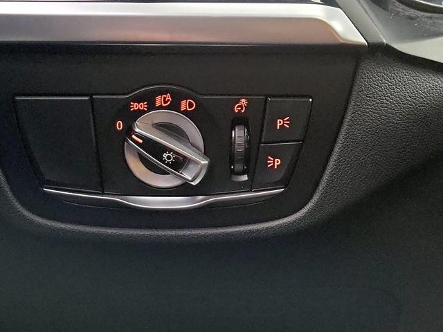 Photo of 2020 Black BMW X4
