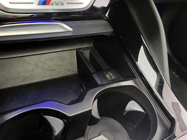 Photo of 2020 Black BMW X4