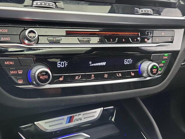 Photo of 2020 Black BMW X4
