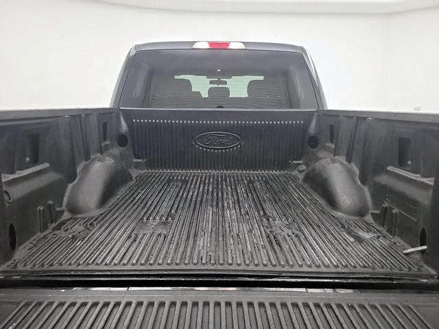 Photo of 2018 Black Ford F-150