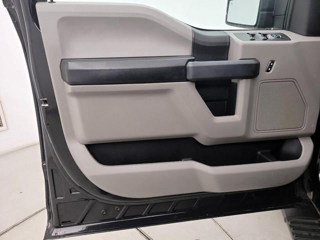 Photo of 2018 Black Ford F-150