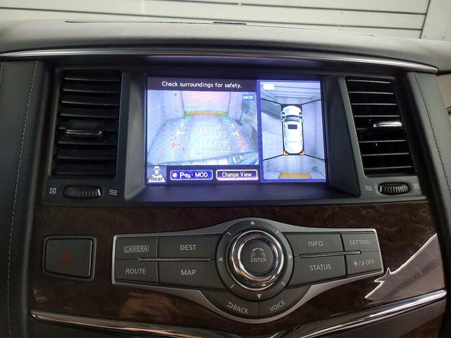 Photo of 2017 Gray INFINITI QX80