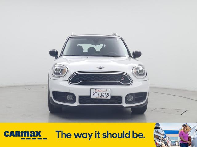 Photo of 2020 White MINI Countryman