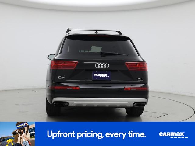 Photo of 2017 Black Audi Q7