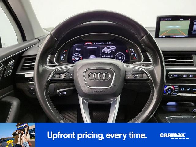 Photo of 2017 Black Audi Q7