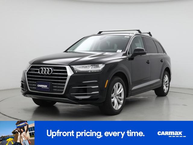 Photo of 2017 Black Audi Q7