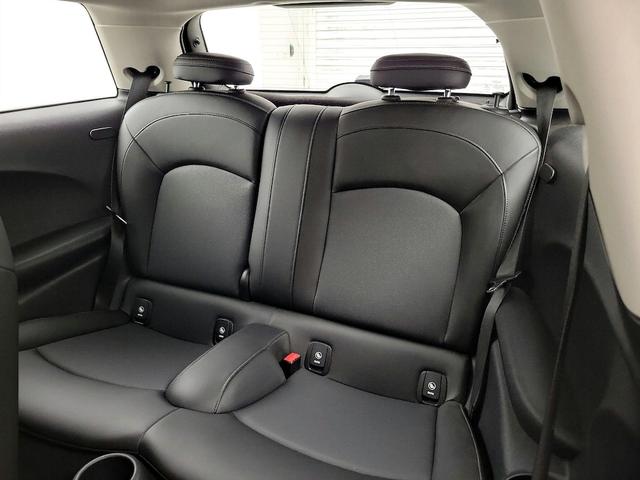 Photo of 2020 Gray MINI Hardtop